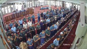 Sesko TNI Gelar Salat Gaib dan Doa Bersama untuk Anggota Polri yang Gugur di Lampung