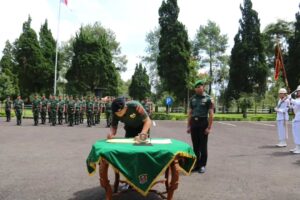 Yonif 303 Kostrad Gelar Upacara Korps Pindah Satuan, Penghormatan bagi Prajurit