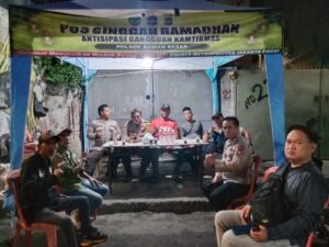 Jelang Sahur Kanit Binmas Lakukan Pengamanan Di Pos Singgah Ramadhan Jalan A Ujung Kartini