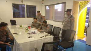 Patroli Rayonisasi Sektro Menteng Kontrol Pos Pam Ketupat Jaya 2025 Bundaran HI Antisipasi Gangguan Kamtibmas