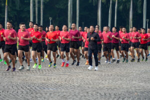 Panglima Kostrad Jaga Kebugaran Fisik Bersama Prajurit