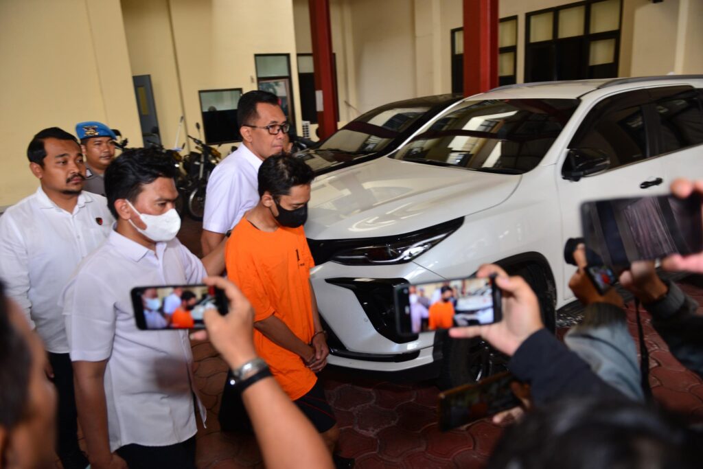 Tak Disangka, Aksi Tak Senonoh Dokter Gigi Rekam Mahasiswi Lewat Ventilasi