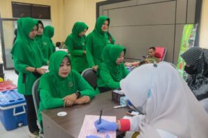 Jelang HUT ke-73, Yonif 330 Kostrad Donor Darah Sebagai Wujud Kepedulian