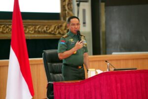 Panglima TNI Tanamkan Nilai Kepemimpinan dan Nasionalisme kepada Siswa SMA Taruna Nusantara