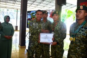 Brigif 9 Kostrad Gelar Tasyakuran dalam Rangka HUT ke-64 Divif 2 Kostrad.