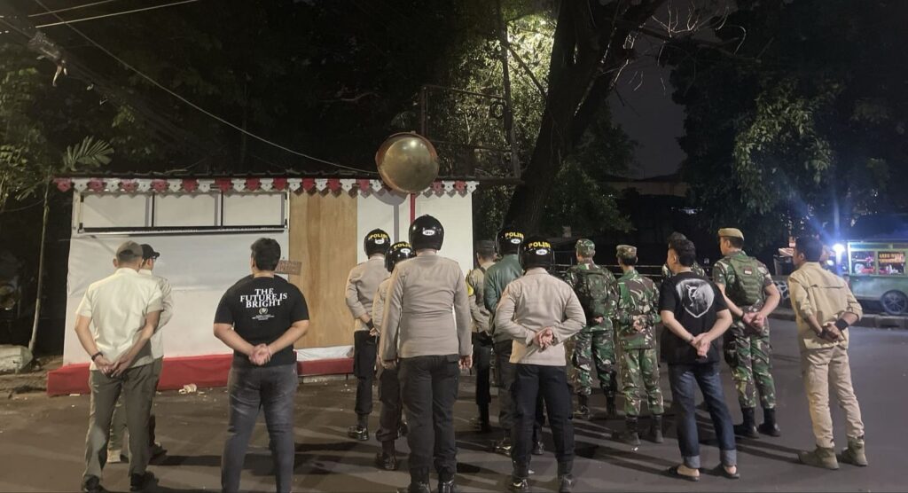Sikat Habis Tawuran dan Kejahatan Jalanan, Apel Gabungan 3 Pilar Polsek Johar Baru Digelar Dini Hari