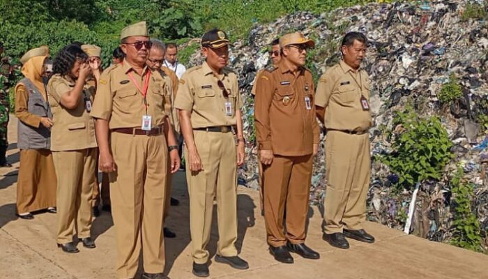 Ratusan CPNS Pemalang Terima SK di Tempat Pembuangan Sampah Pesalakan 