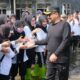 Unik! Ditengah Banjir Rob, Pegawai P3K Terima SK Pengangkatan