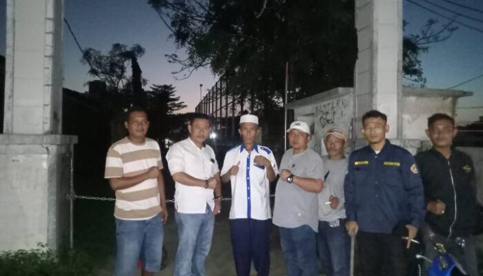 Protes SPMB Jalur Domisili, Warga Gembok Jalan SMAN 5 Kabupaten Tangerang