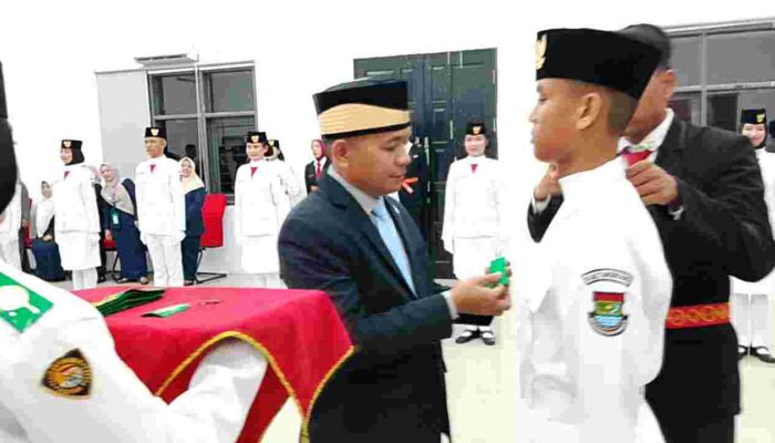 Camat Tigaraksa Resmi Kukuhkan 29 Anggota Paskibraka