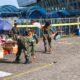 Prajurit Satgas Pamtas Yonarmed 11 Kostrad Gelar Aksi Bersih-Bersih di Pelabuhan Semayang Balikpapan