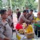 Polsek Kemayoran Gelar Gerakan Pangan Murah, 100 Kantong Beras Ludes dalam Dua Jam