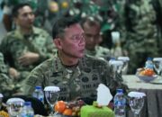 Prajurit Kostrad Infiltasi di Bangka pada Malam Hari