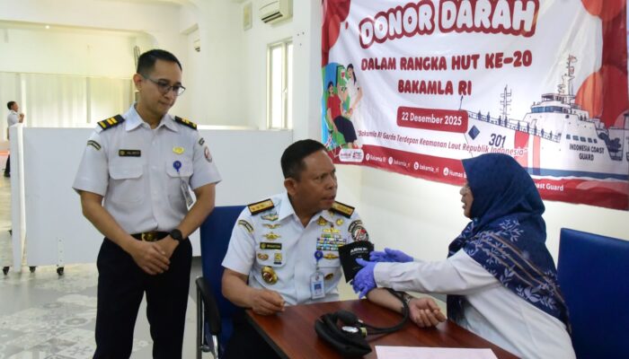 Peringati HUT ke-20, Bakamla RI Sumbangkan 107 Darah