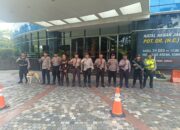 Patroli Jalan Kaki, Wujud Komitmen Polri Jaga Kerukunan dan Keamanan Ibadah