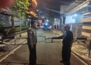 Polisi dan Warga Bersatu Jaga Kampung, Bhabinkamtibmas Benhil Lakukan Sambang Malam
