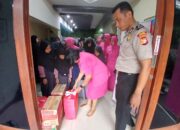 Bhayangkari Ranting Duren Sawit Santuni Anak Yatim di Yayasan Rumah Yatim