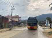 Cegah Risiko ISPA, Polres Aceh Selatan Terjunkan Water Cannon Bersihkan Debu Sisa Banjir