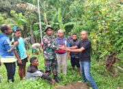 Sinergi Satgas Pamtas RI-RDTL dan Dinas Pertanian, Hijaukan Desa Tanam 100 Bibit Pohon