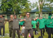 Bangun Kebersamaan di Papua, Pangdivif 3 Kostrad Olahraga Bersama Prajurit dan Persit Brigif 20 Kostrad