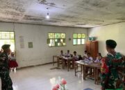 Tingkatkan Kualitas Pendidikan, Satgas Pamtas Yonarhanud 2 Kostrad Berikan Gadik dan Alat Tulis