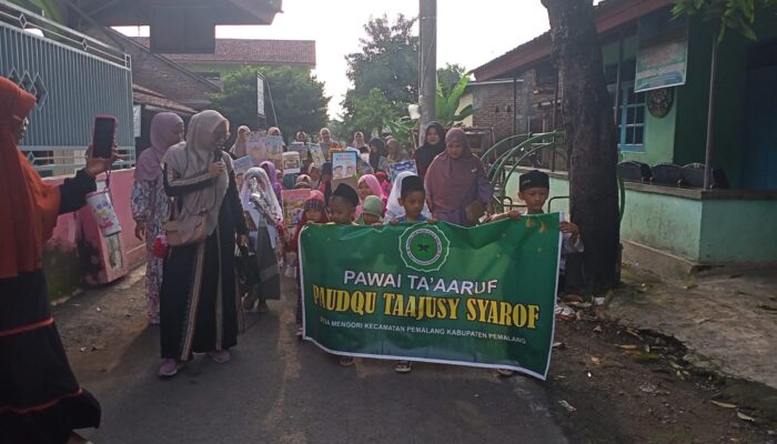 Sambut Ramadhan 2026, Puluhan Santri Paudqu Taajusy Syarof Mengori Gelar Pawai Ta’aruf dengan Penuh Ceria