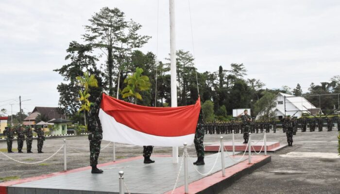 Dandim 1710/Mimika Pimpin Upacara 17-an, Bacakan Amanat Pangdam XVII/Cenderawasih