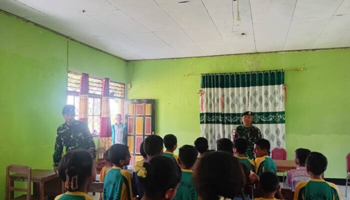 Bakti di Batas Cerdas Tanpa Batas, Satgas Pamtas Yonarhanud 2 Kostrad Jadi Guru di SDK Tali