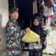 Yonarmed 12 Kostrad Tebar Kepedulian, Jumat Berkah Hadirkan Senyum Warga Kurang Mampu di Atambua