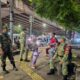 Babinsa Koramil 03/Ps.Rebo-Ciracas dan Komduk Gencarkan Patroli Malam, Ciptakan Ciracas Aman dan Kondusif