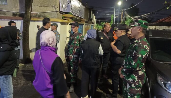 Patroli Komduk Matraman Perkuat Keamanan Wilayah, Babinsa Ajak Warga Bersatu Cegah Tawuran