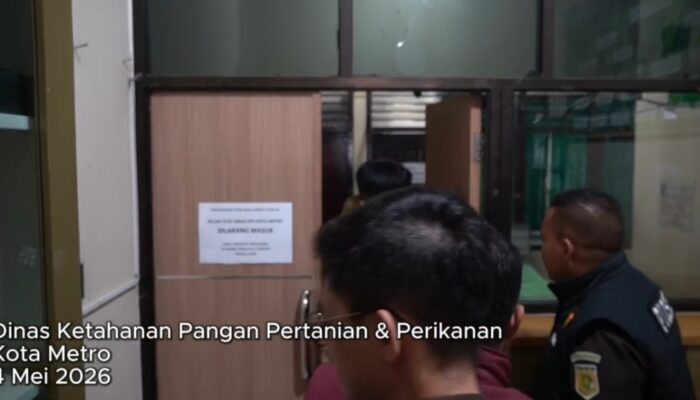 Geger!!!! Usai Kadis Pertanian Metro Pensiun Dini, Kantornya Langsung Digeledah Kejaksaan