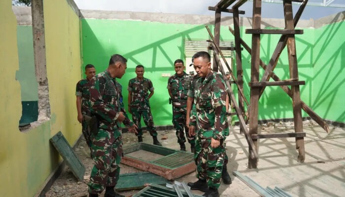 Pastikan Pembangunan Berjalan Optimal, Pangdivif 3 Kostrad Tinjau Progres Rehabilitasi Fasilitas Satuan Jajaran Brigif 3 Kostrad