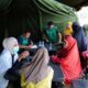 Pangdivif 3 Kostrad Tinjau Latihan Terjun dan Gelar Bakti Sosial di Bone