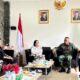 Dansatgas Pamtas Yonarhanud 1 Kostrad Silaturahmi dan Berpamitan dengan Pejabat PLBN Jagoi Babang