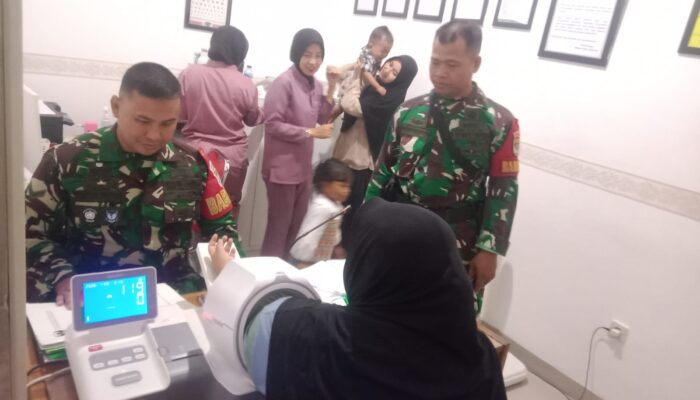 Kodim 0505/JT Gelar Bakti Kesehatan Gratis di Cijantung