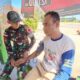 Jangkau Sulitnya Akses, Satgas Yonarhanud 2 Kostrad Berikan Layanan Kesehatan Keliling di Rumah Warga