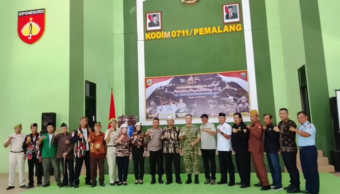 Lantik Pengurus KB FKPPI Pemalang 2026-2031, Bupati Anom Widiyantoro Ajak Perkuat Persatuan dan Tangkal Hoaks