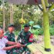 Pendekatan Humanis Satgas Yonarmed 12 Kostrad Berbuah Penyerahan Senjata Secara Sukarela