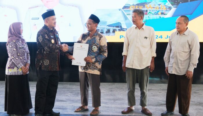 Dukung Lembaga Keagamaan dan Pendidikan, Pemkab Pemalang Kucurkan HibahRp5,18 Miliar