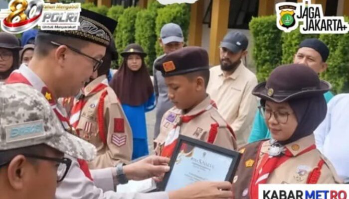 Kapolsek Ciputat Timur Edukasi Pelajar tentang Bijak Bermedia Sosial