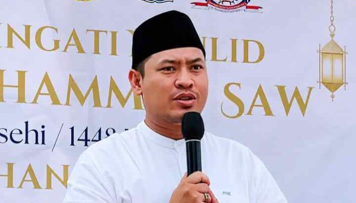 Maulid Nabi di Kelurahan Pisangan,Ciputat- Timur Badrusalam Ajak Warga Perkuat Silaturahmi dan Perbanyak Shalawat