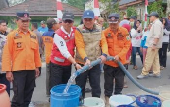 Krisis Air di Pemalang, Plt Bupati Nurkholes Terjang Kekeringan Salurkan 166 Ribu Liter Air Bersih