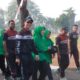 Olahraga Bersama, Prajurit dan Persit Yonif 305 Kostrad Pererat Kekompakan