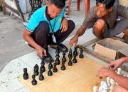 Pembinaan Kemandirian Lapas Narkotika Karang Intan Hasilkan Karya Papan Catur