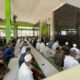 Lapas Narkotika Karang Intan Laksanakan Sholat Jumat Bersama Pegawai dan Warga Binaan