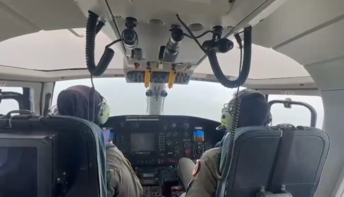 TNI Kerahkan Alutsista dan Pasukan Khusus TNI AL Intensifkan Pencarian Korban KM Virgo Transport 8