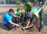 Sambut HUT ke-81 TNI, Denkomlek Divif 2 Kostrad Tanam Pohon Buah