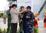Wakil Panglima TNI Dampingi Menhan Sambut Kedatangan ITS Giuseppe Garibaldi