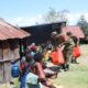 HUT Ke-81 TNI Tahun 2026, Kodim 1714/Puncak Jaya Berbagi Kasih Bersama Masyarakat Kampung Kulok Enggame